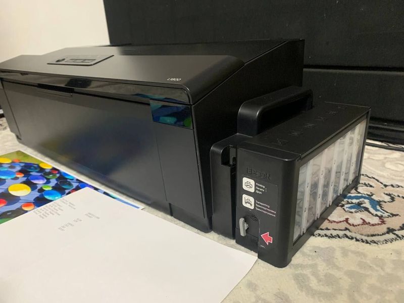 Epson L 1800 A3 Rangli Printer Tiniq ishlidi Xolati idyal Srochno