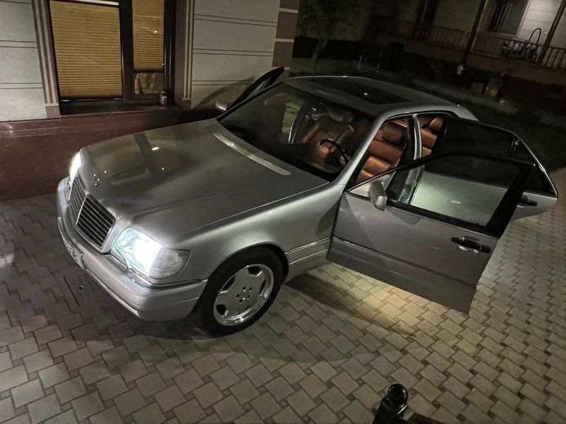 Mersedes w140 s600 Mersedes w140 s600