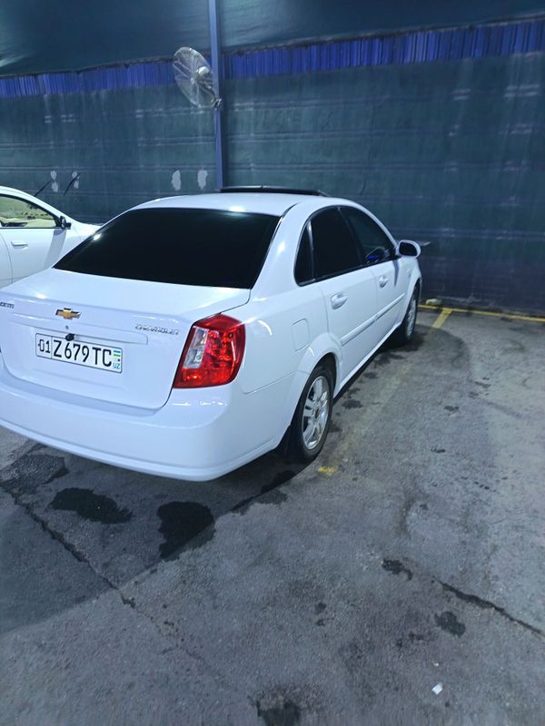 lasetti 1.8 3pozitsiya lasetti 1.8 3pozitsiya