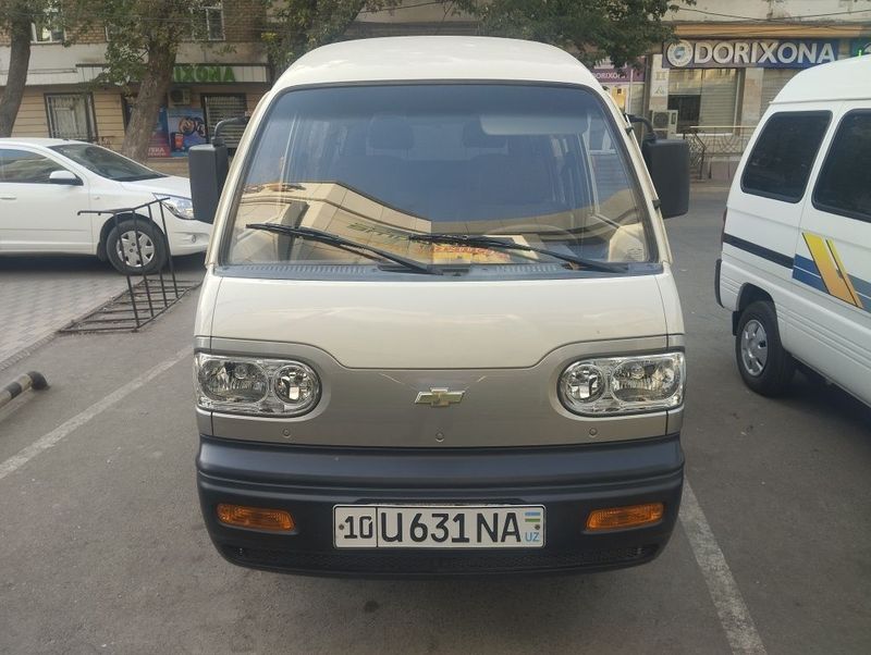 Дамас выкупга сотилади.