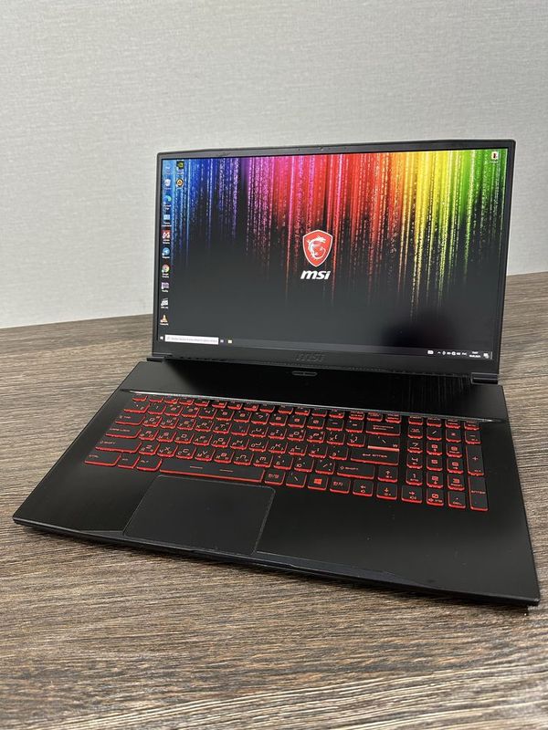 мощный 12 ядерный i7 ноутбук, MSI GF75 Thin, для игр и графики мощный 12 ядерный i7 ноутбук, MSI GF75 Thin, для игр и графики