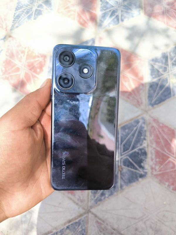 Texno spark 10c sotiladi