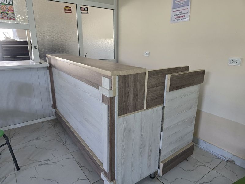 Bar, Reception stol sotiladi Bar, Reception stol sotiladi
