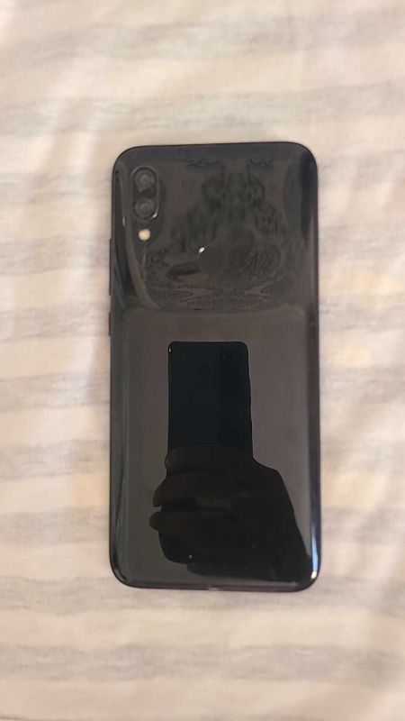 Red mi 7 4/32 tel Red mi 7 4/32 tel