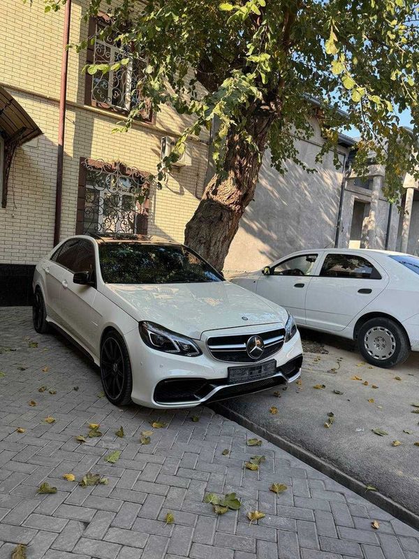 Mersedes Benz W212 E350 Mersedes Benz W212 E350