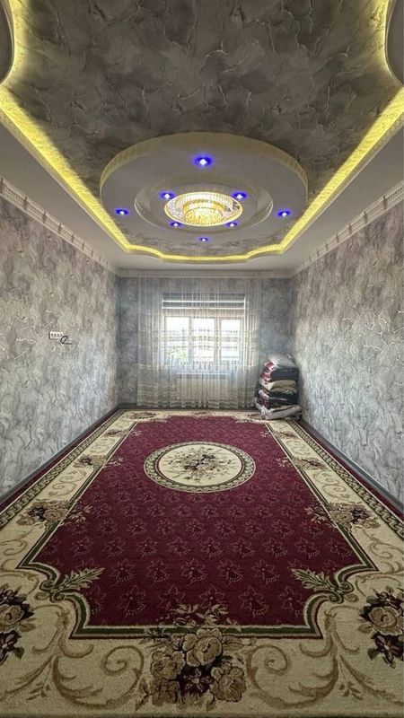 Продается 2 ком. Квартира площадью 83 кв.м. На 2 этаже в Микрорайоне Продается 2 ком. Квартира площадью 83 кв.м. На 2 этаже в Микрорайоне