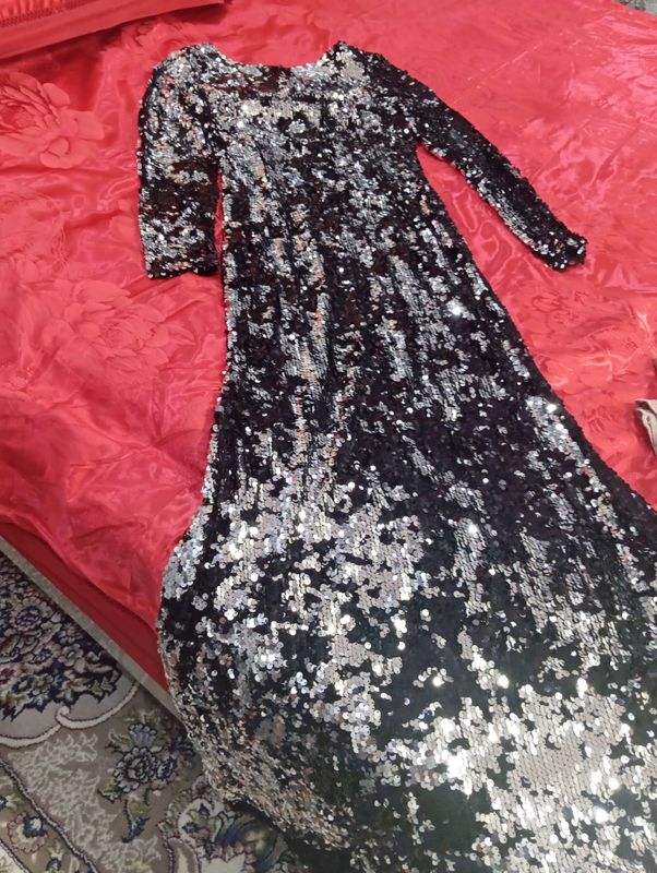 Ayollar kiyimlari