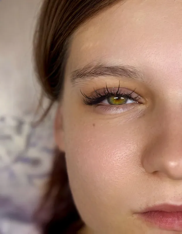 Наращивание и ламинирование ресниц Наращивание и ламинирование ресниц