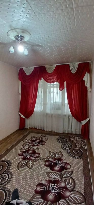 Gul bozordan Yangi bozor yaqin 2 xonalik Jihozlari qoladi Gul bozordan Yangi bozor yaqin 2 xonalik Jihozlari qoladi