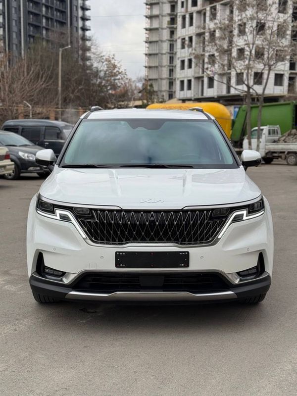 В продаже ! Kia Carnival