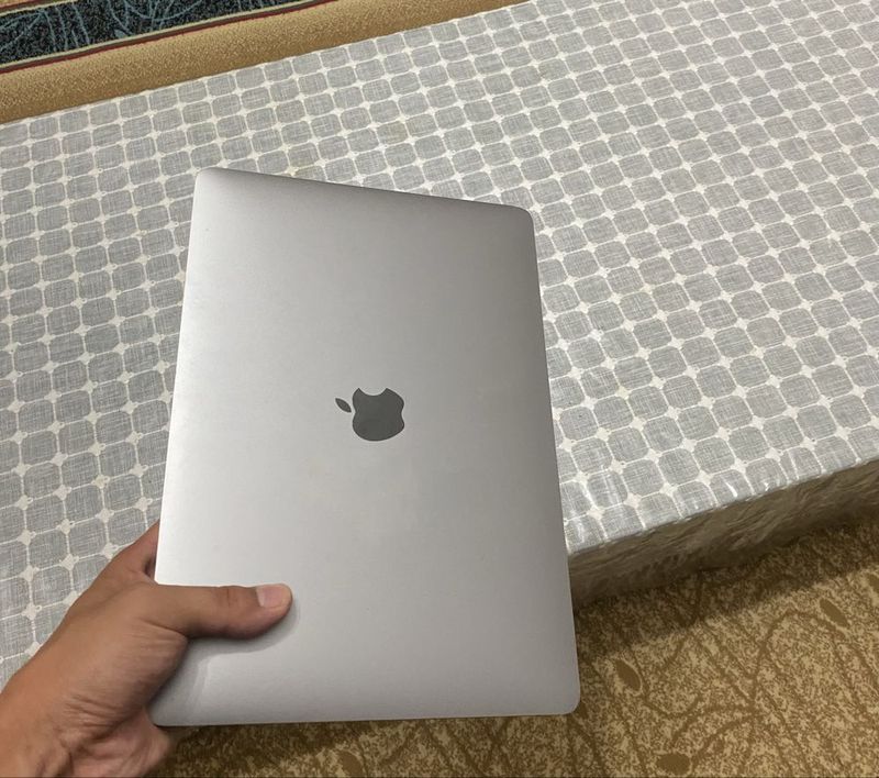 Macbook Pro M2 2022 Macbook Pro M2 2022