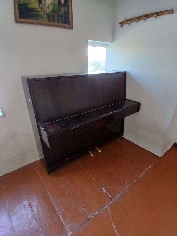 Пианино Беларусь, отличном состояние. Pianino Belarus, holati a’lo da Пианино Беларусь, отличном состояние. Pianino Belarus, holati a’lo da