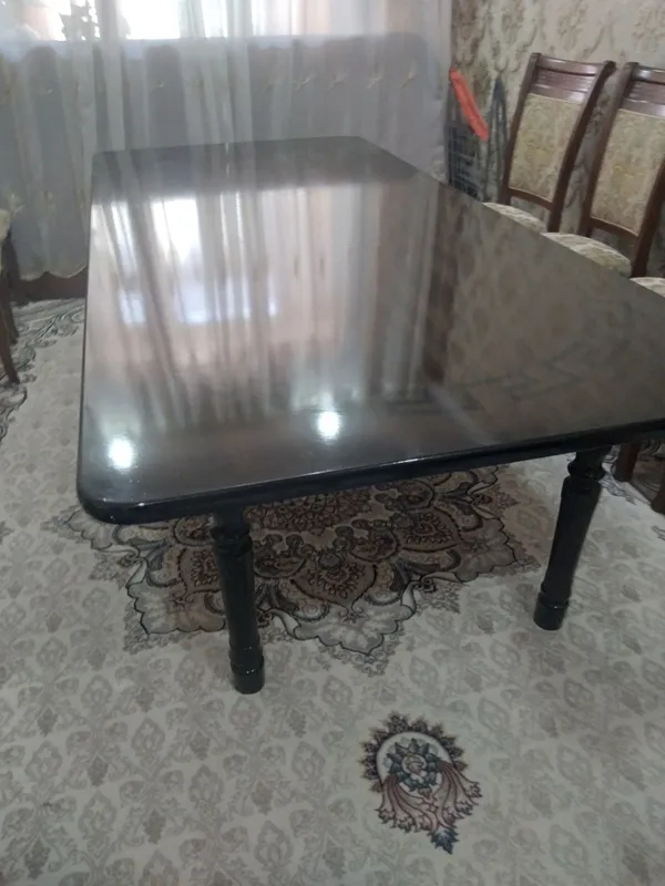 stol 12 kishilik xam contactable boladi stol 12 kishilik xam contactable boladi