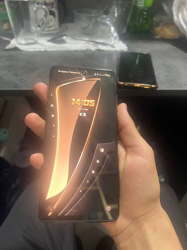 Samsung a52 yaxwi sostoyanyada Samsung a52 yaxwi sostoyanyada