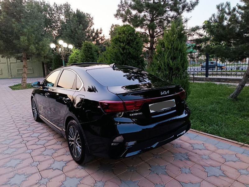 Kia Cerato GT 2024! Eng Fulli. 2 L Atmosferni Mator Kia Cerato GT 2024! Eng Fulli. 2 L Atmosferni Mator