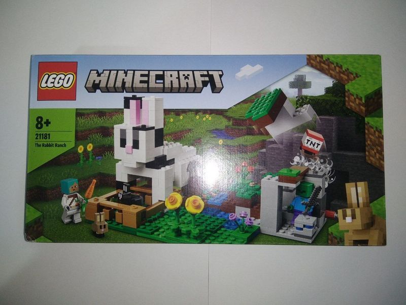 LEGO «Minecraft» – 21181 "The Rabbit Ranch" LEGO «Minecraft» – 21181 "The Rabbit Ranch"
