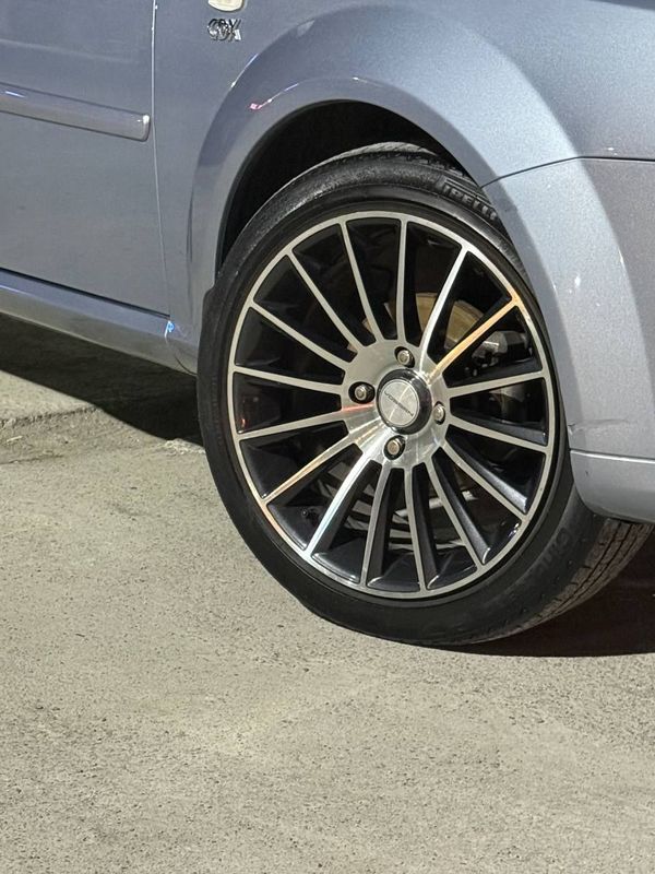 Diska Vossen 17 R balon Diska Vossen 17 R balon