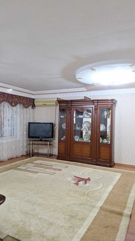 Госпитальный ул.Айбек МЦ Шох 4-комн 9/9 180 м² 2 с/у ремонт меб/тех Госпитальный ул.Айбек МЦ Шох 4-комн 9/9 180 м² 2 с/у ремонт меб/тех