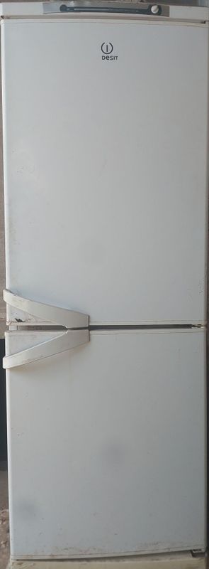 Холодильник Indesit Холодильник Indesit