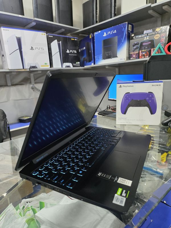 Продается игровой ноутбук Lenovo