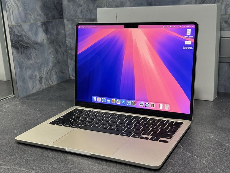 Macbook Air 2022 M2 / 8 / 256 / Retina 3K Macbook Air 2022 M2 / 8 / 256 / Retina 3K