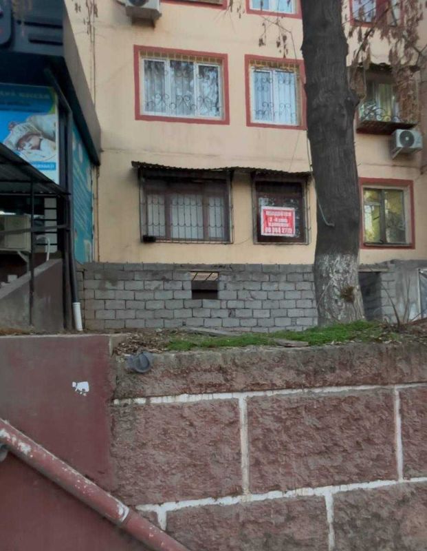 Продается 3/1/4 Фасад 6 Метров Ор-р: Корзинка / Фархадский