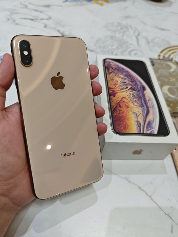 iPhone Xs Max 64gb Gold VC/A iPhone Xs Max 64gb Gold VC/A