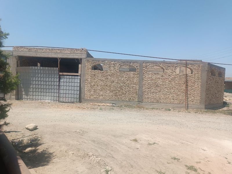 Uchastka, hovli, jondor tuman markazi Uchastka, hovli, jondor tuman markazi