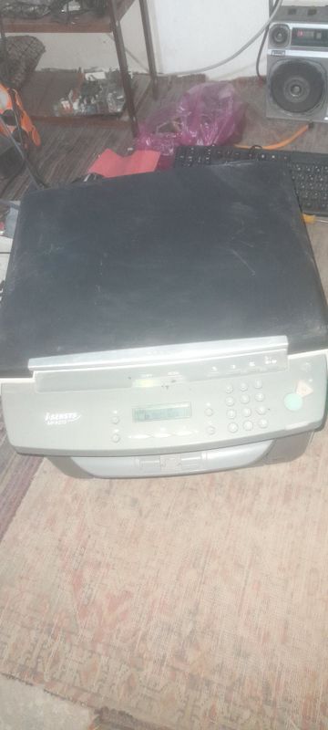 Printer sotiladi Canon 4010 Printer sotiladi Canon 4010