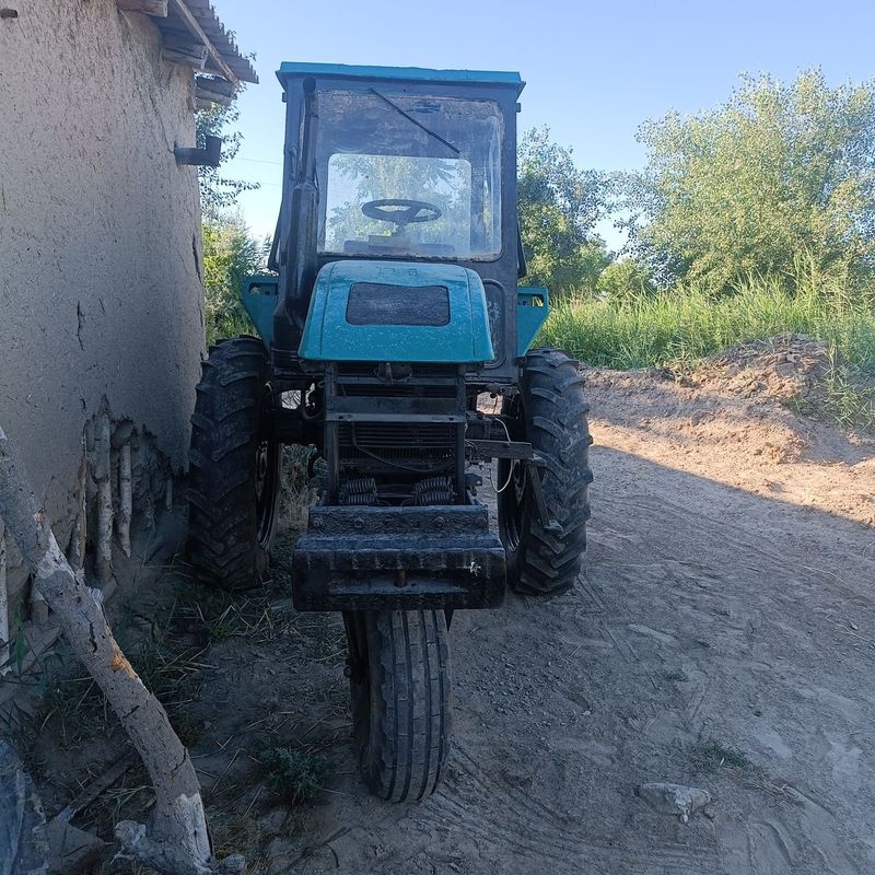 ТТЗ 8011 Трактор ТТЗ 8011 Трактор