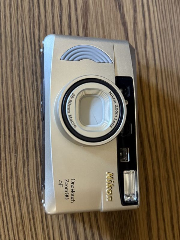 Фотоаппарат пленочный Nikon Фотоаппарат пленочный Nikon