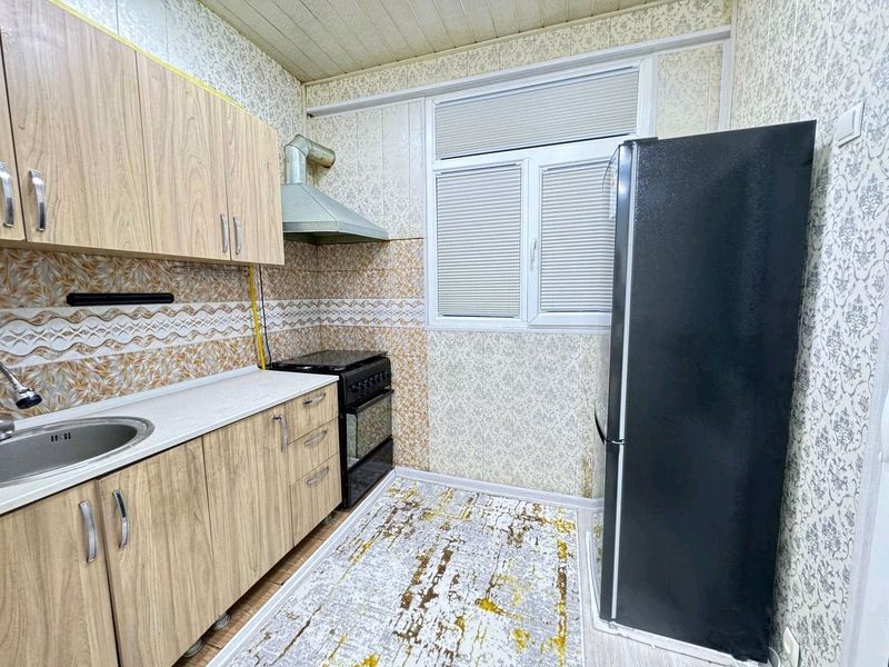 продам чиланзар 2.  двух комнатная