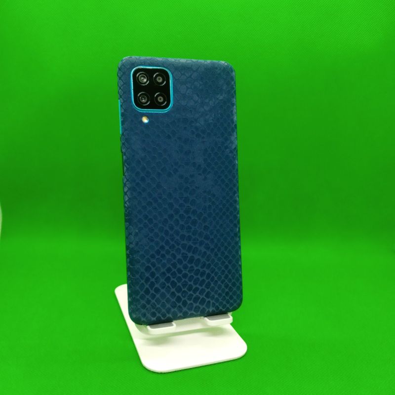 Samsung M12 srochna sotiladi Samsung M12 srochna sotiladi