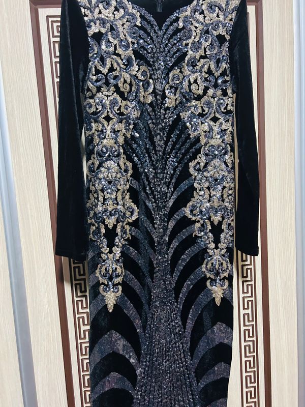 Ayollar kiyimi