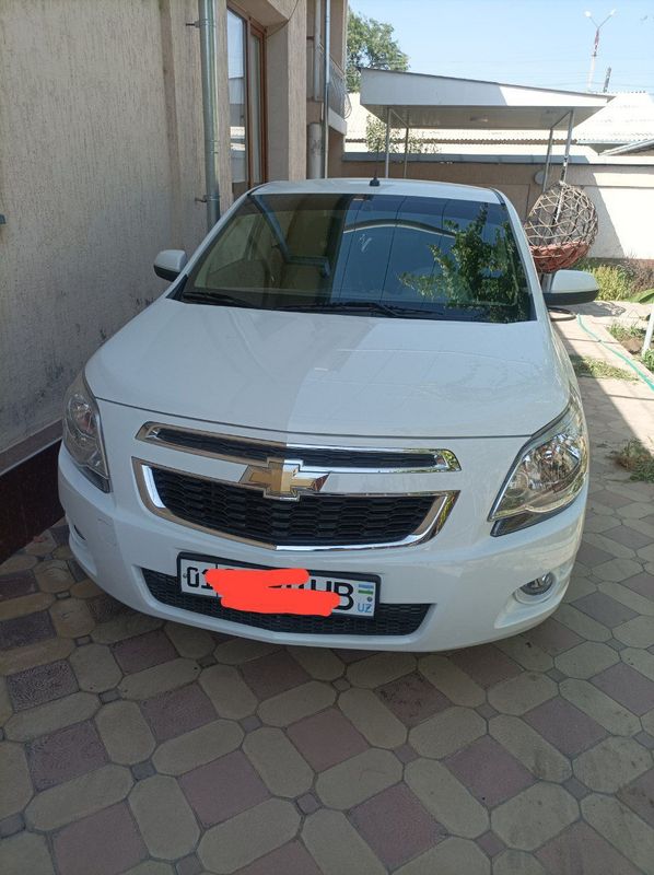 Продам свою машину кобальт