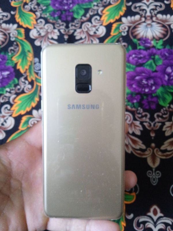 Samsung galaxy A8 Samsung galaxy A8