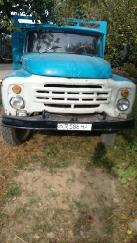 Zil sotiladi bortli Zil sotiladi bortli
