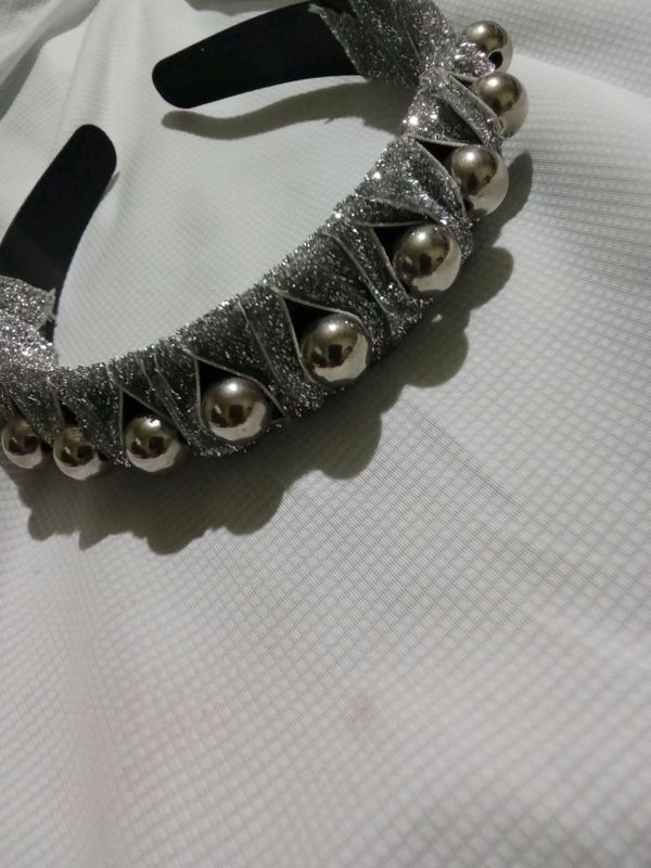 abadok diadema taqilmagan