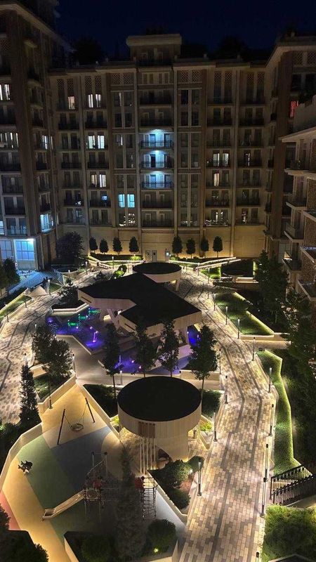 Mirabad Avenue 85м2 коробка на 3 линии, кадастр есть, вид во двор! Mirabad Avenue 85м2 коробка на 3 линии, кадастр есть, вид во двор!