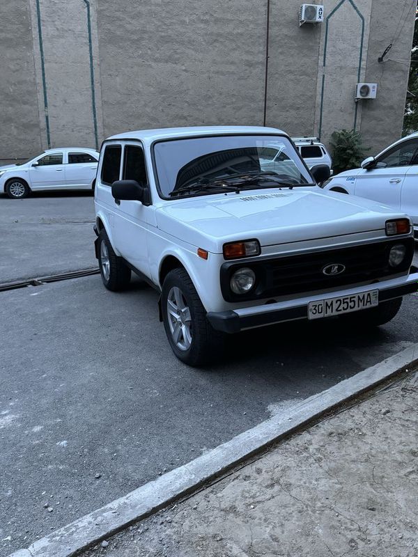 Shoshiling! Tezda niva sotiladi yoki Coboltga abmen qilaman! Shoshiling! Tezda niva sotiladi yoki Coboltga abmen qilaman!