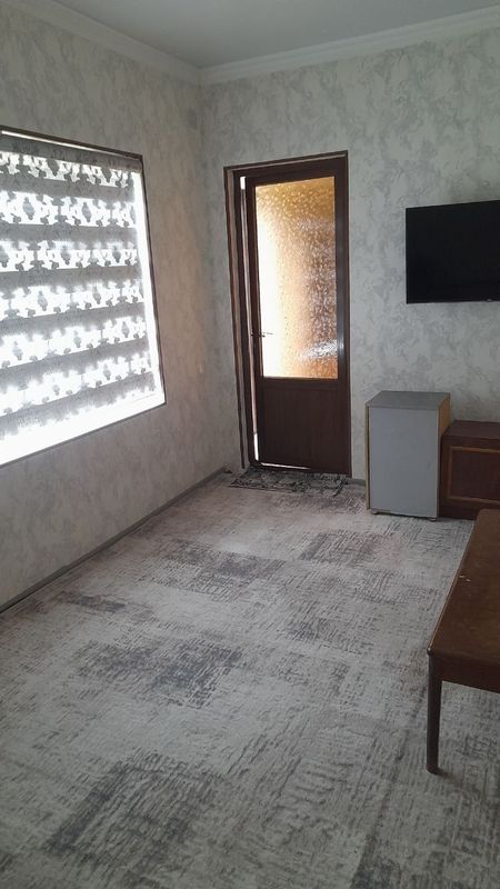SERGILI 1 metro bekati yaqinida SERGILI 1 metro bekati yaqinida