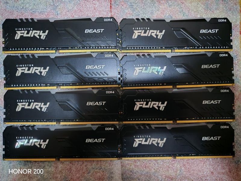 Kingston Fury Beast DDR4 2x32gb 3200mhz RGB Kingston Fury Beast DDR4 2x32gb 3200mhz RGB