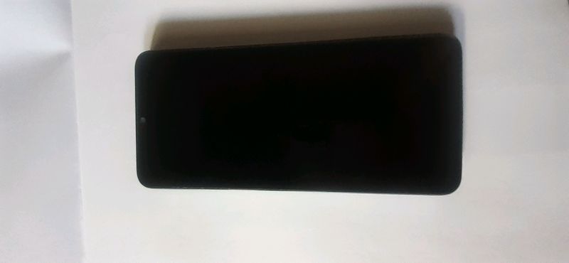 REDMI 13C XOTIRA 8+8 GA256 KAMERA 10x