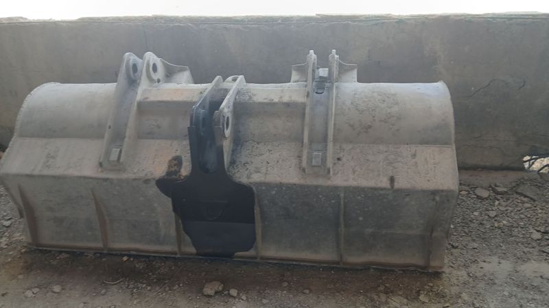 Погрузчик ковш 1.8 куб Погрузчик ковш 1.8 куб