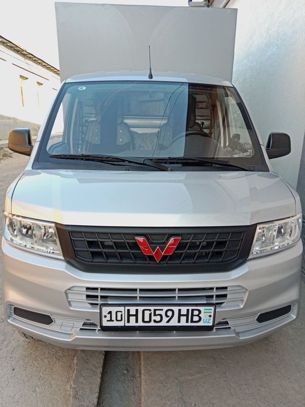 Wuling фургон.2023 год