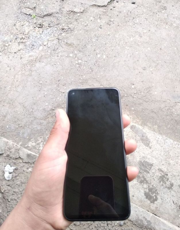 Realme 8i 4/128 gb Realme 8i 4/128 gb