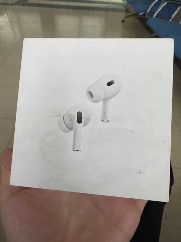 Продается оригинальные AirPods Pro 2gn (tupe-C)