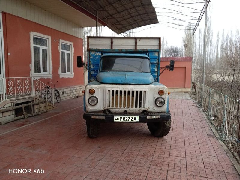 Gaz 53 1991 yil 10 tonnalik Gaz 53 1991 yil 10 tonnalik