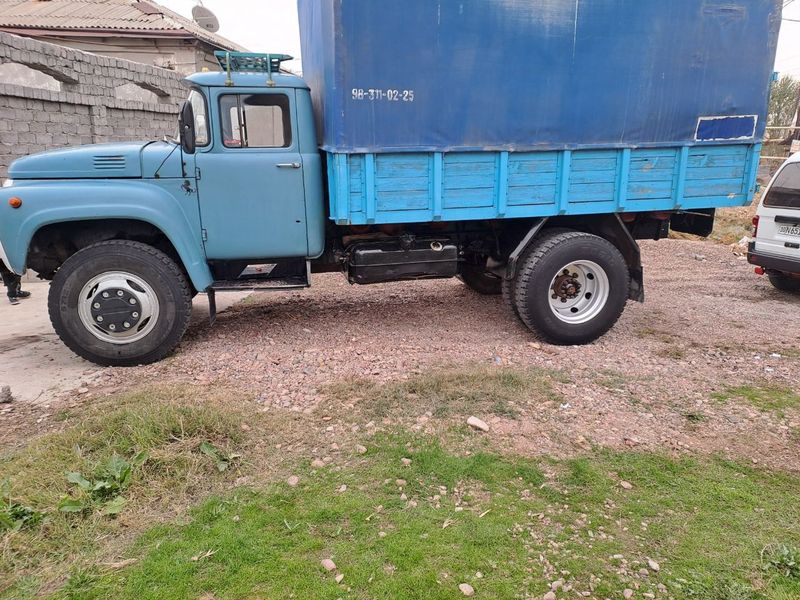 Zil 130 sotiladi Zil 130 sotiladi