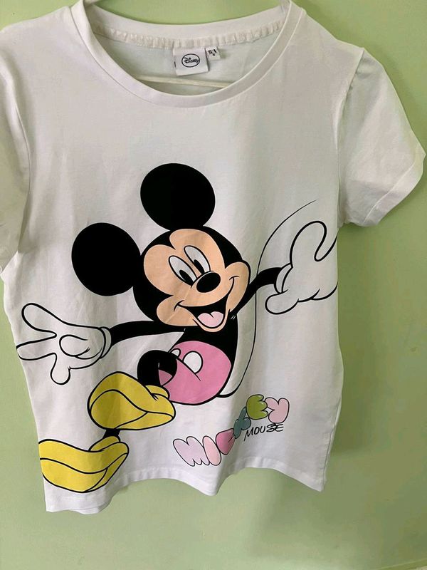 yozgi Disney mickey mouse futbolka razmeri M